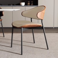 Chaise de salle à manger design minimaliste moderne avec dossier complet Chaise de bureau en bois massif Ames pour restaurant