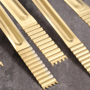 ที่คีบอาหารสไตล์เกาหลีรูปช้าง ทำจากสแตนเลสสีทอง ทนความร้อน อเนกประสงค์ สำหรับสเต็ก บุฟเฟ่ต์ และปิ้งย่าง - Product Image 1