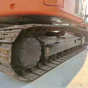 รถขุดฮิตาชิ ZX135 ปี 2022 สภาพดี ชั่วโมงการทำงานน้อย ของแท้จากญี่ปุ่น รถขุดไฮดรอลิกแบบตีนตะขาบ มอเตอร์ 90 แรงม้า - Product Image 3