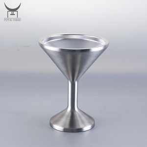Fabricants de verres à cocktail en acier inoxydable durables, résistants aux chutes, au design contemporain personnalisé, pour verres à vin, gobelets, martini - Product Image 4