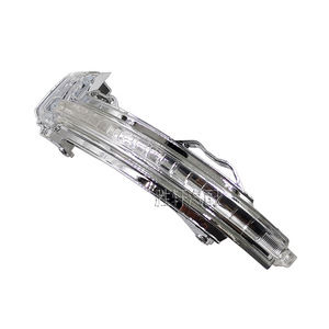 ไฟเลี้ยว Volkswagen รุ่น 5NG949101 5NG949102 แบบฮาโลเจน สำหรับกระจกมองข้าง ใช้กับ Tiguan L Tayron อะไหล่ทดแทน - Product Image 3