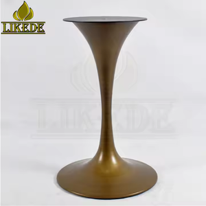 Socle de table en forme de tulipe en laiton antique frotté à la main, cœur en fonte, piédestal en métal pour tables de salle à manger d'hôtel de luxe - Product Image 3