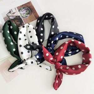 <span class=keywords><strong>Sciarpa</strong></span> quadrata Legame Dei Capelli Della Fascia Per Le Imprese Delle Donne Del Partito <span class=keywords><strong>Elegante</strong></span> Piccolo Dell'annata Scarni Retro Testa Collo <span class=keywords><strong>Sciarpa</strong></span> Di Raso di Seta - Product Image 3