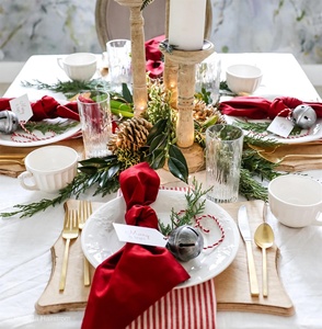 Serviettes en satin faites à la main douces 17x17 pouces serviettes de table carrées pour mariages restaurants fêtes décoration de table élégante - Product Image 1