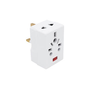 Adaptateur de prise électrique multi-prises à 3 broches avec mise à la terre et <span class=keywords><strong>fusible</strong></span> pour le Royaume-Uni - Product Image 3