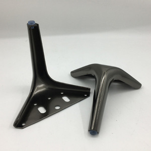 Pata de Mueble H150mm, Color Negro Metálico, Acero Laminado en Frío con Recubrimiento en Polvo, Diseño Minimalista, Resistente, para Sofá - Product Image 1