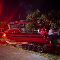 Bateau de sport de luxe en aluminium soudé de 6,85 m (22,5 pi) avec moteur hors-bord pour la pêche marine, loisirs et divertissement, garantie 5 ans
