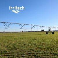 Irrigation par pivot central RKD avec arroseur Komet KPT au Canada