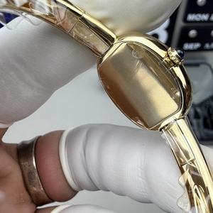 นาฬิกาข้อมือทรงรีดีไซน์หรูหราสไตล์ฝรั่งเศสใหม่ล่าสุดสำหรับผู้หญิง ชุบทอง 18K ตัวเรือนสแตนเลสสตีล ควอตซ์ นาฬิกาข้อมือสุดหรู - Product Image 6