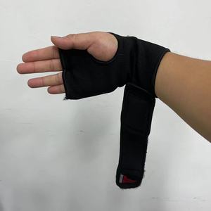 Envolturas <span class=keywords><strong>de</strong></span> mano rápidas personalizadas con almohadilla <span class=keywords><strong>de</strong></span> Gel, guantes internos <span class=keywords><strong>de</strong></span> boxeo, vendas protectoras para boxeo, <span class=keywords><strong>MMA</strong></span>, productos <span class=keywords><strong>de</strong></span> entrenamiento <span class=keywords><strong>de</strong></span> boxeo - Product Image 4