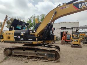 รถขุดมือสอง Caterpillar 326D จากญี่ปุ่น มีจำหน่ายในราคาที่แข่งขันได้ - Product Image 3