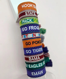 Braccialetto personalizzato con ricamo personalizzato per il giorno del gioco braccialetto con nappe della squadra della scuola universitaria braccialetto con lettere personalizzate - Product Image 4