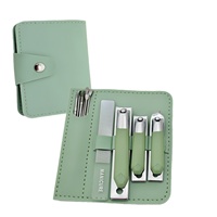 Kit de Manucure et Pédicure Professionnel en Acier Inoxydable 7 Pièces – Coupe-Ongles, Lime à Ongles, Ciseaux à Cuticules – Vente en Gros