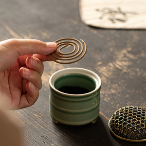 Brûleur d'encens en céramique, petit brûleur d'encens en jade et bambou, fait à la main, pour usage religieux, diffuseur d'arômes de bois de santal pour la maison - Product Image 3