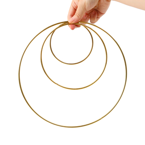 Ensemble de cadres en fil métallique couleur or, formes ronde, carrée, triangulaire et en cœur, pour loisirs créatifs et installation domestique - Product Image 3