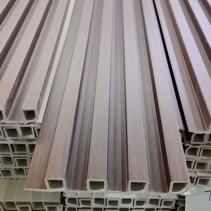 Panneaux muraux décoratifs rainurés en WPC modernes, imperméables, durables, en plastique, pour l'intérieur, de la marque Rongke OEM - Product Image 3