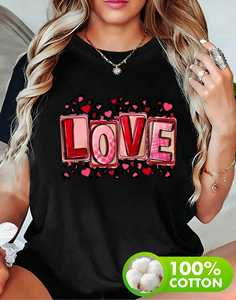 T-shirt Rosa Rossa con Scritta Love Letter Unisex Vestibilità Comoda in Cotone Stampato Casual a Maniche Corte Lavabile in Lavatrice S-XXXL - Product Image 3