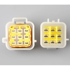Connecteur automobile femelle à 9 broches en plastique blanc pour véhicules Toyota IP20 - Product Image 3