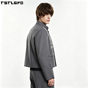 Blazer Uniforme Corto OEM/ODM para Hombre, Gris, Cuello Alto, Múltiples Botones, Insignia, Conjuntos de Ropa Exterior para Hombre, Fabricantes de Ropa al por Mayor - Product Image 2