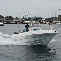 Bateau de pêche à console centrale en fibre de verre CHASER 750, 7,5 m, 8 personnes, moteur hors-bord 300 CV, réservoir de carburant 200 L