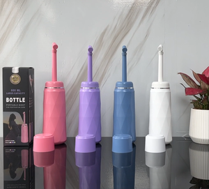 Nouvelle bouteille de lavage féminin grande capacité, facile à transporter, pour toilettes extérieures, bidet de voyage portable, pulvérisateur manuel Shattaf - Product Image 1