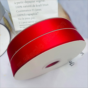 E-Ma Thuật Bán Buôn Tùy Chỉnh 1 Inch Chiều Rộng 100 Sân Cuộn Màu Đỏ Satin <span class=keywords><strong>Ribbon</strong></span> Hai Mặt Polyester <span class=keywords><strong>Ribbon</strong></span> Cho Bánh Hoa Bọc - Product Image 1