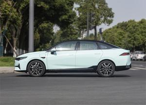 Venta caliente Vehículo sedán eléctrico Xpeng P5 modelo 4 puertas 5 asientos coche mediano <span class=keywords><strong>precio</strong></span> barato - Product Image 4
