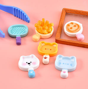 Schattige cartoon poppenhuis accessoires miniatuur mini hars koekenpan platte achterkant hars cabochons voor poppenhuisdecoratie - Product Image 5