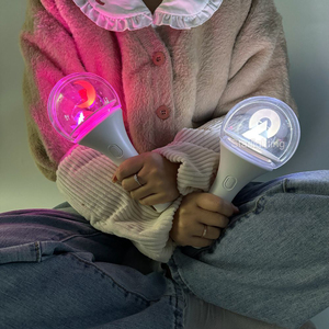 Odm OEM Nhà cung cấp <span class=keywords><strong>Kpop</strong></span> thần tượng chính thức tự động xoay tùy chỉnh Led quay Glow <span class=keywords><strong>Light</strong></span> <span class=keywords><strong>Stick</strong></span> cho các sự kiện người hâm mộ - Product Image 6