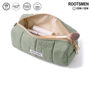 Petite trousse de maquillage vert sauge matelassée, pochette cosmétique gonflée en T/C polycoton, étui à crayons fin avec fermeture éclair, logo personnalisé OEM ODM - Product Image 1