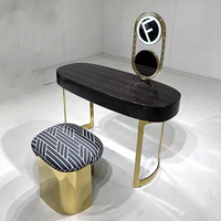 Coiffeuse de chambre haut de gamme minimaliste personnalisée avec table de maquillage miroir