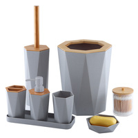 Ensemble d'accessoires de salle de bain en résine pour hôtels et gîtes, modèle T227, option logo personnalisé, comprenant bouteille, porte-brosse à dents et gobelet
