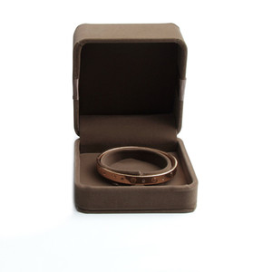 Caja de embalaje de cuero para joyería, tipo estuche para maleta, con diseño ligero, único, lujoso, sencillo y bonito, con espejo, lazo amarillo minimalista y acabado liso. - Product Image 4