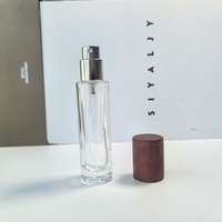 Flacon pulvérisateur portable haut de gamme en verre de 15 ml avec couvercle en noyer, diffuseur à brume fine sérigraphié pour échantillons de parfum