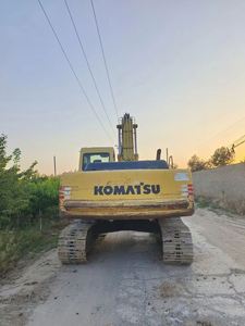 รถขุดโคมัตสึ PC200 20 ตัน มือสองจากญี่ปุ่น ใช้งานน้อย พร้อมใบมีดตัดหิน สำหรับงานเหมืองและก่อสร้าง ได้รับการรับรองมาตรฐาน CE - Product Image 3