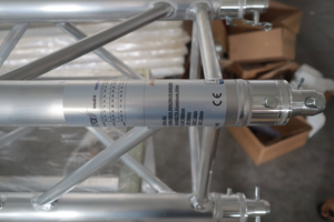 Structure d'échafaudage portable en aluminium 6061 avec cadre galvanisé pour éclairage de scène et spectacles, anodisation anti-corrosion - Product Image 4