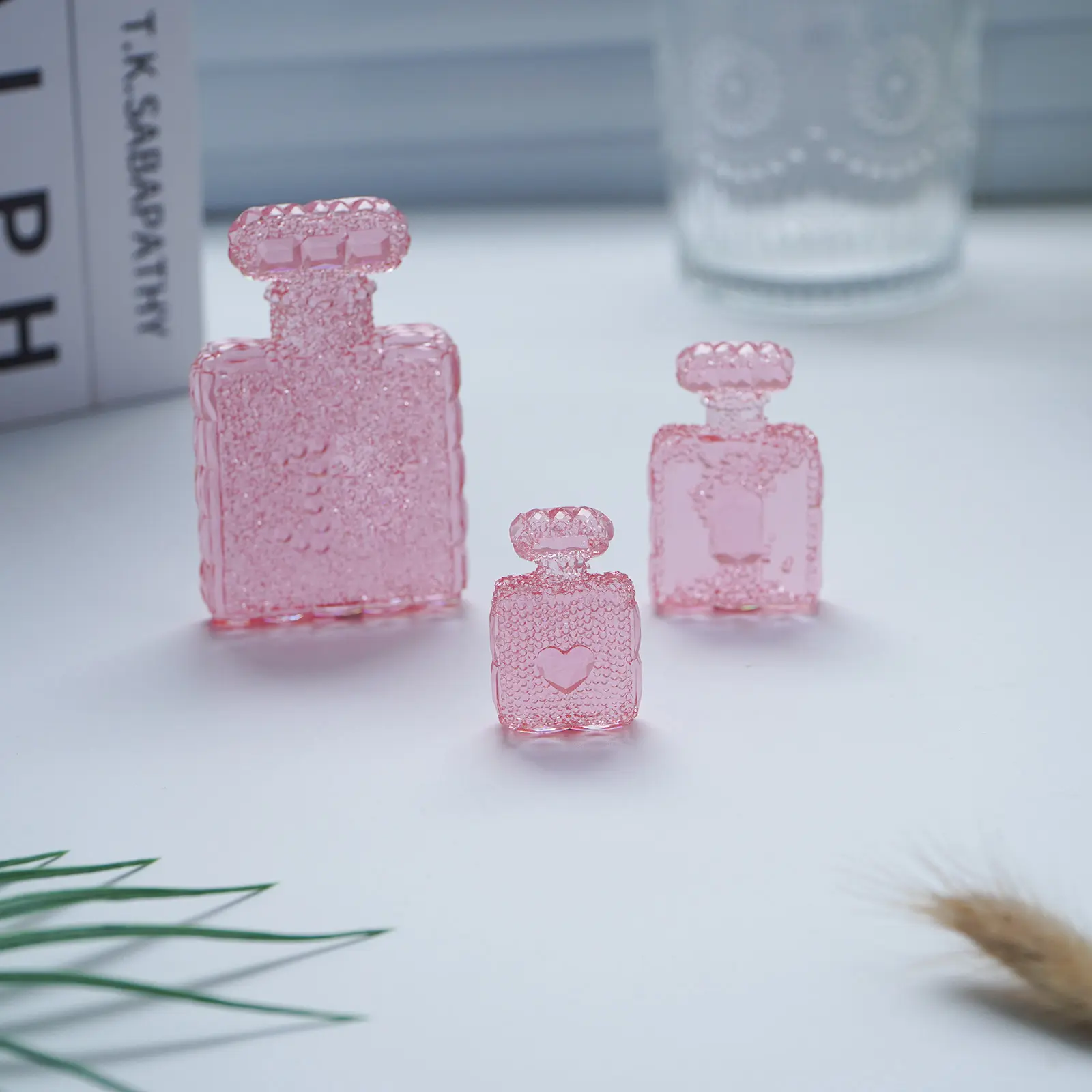 Perfume Figurine Miniature Garrafa Home Decor Ornamentos Doll House Toy Craft Projetos 2 PCS Em Um Conjunto