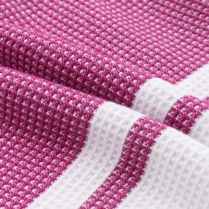 Serviette de Bain en Bambou Bio Gaufré Bourgogne, Tissage Texturé, Bord Blanc, Douce, Absorbante, Séchage Rapide, Légère, pour Spa, Hôtel, Salle de Sport - Product Image 6