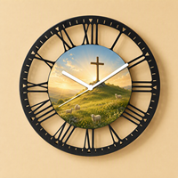 Horloge murale en fer personnalisée avec motif colombes centralisées, 25 cm, motif sur mesure pour accent mural religieux ou domestique
