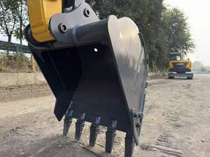 Escavatore Cingolato di Grande Portata 942F da 42,5 Tonnellate con Eccellente Stabilità, Potenza di 294kW e Sottocarro Robusto - Product Image 4