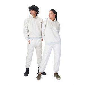 Ensemble populaire unisexe sweat à capuche et jogging en tissu doux, survêtement décontracté, tenue de détente confortable, mode urbaine, personnalisation de marque - Product Image 3
