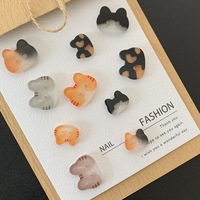 Boutons en résine en gros pour enfants, forme de chat de dessin animé, 2 trous, accessoires de vêtements en vrac pour vêtements pour enfants