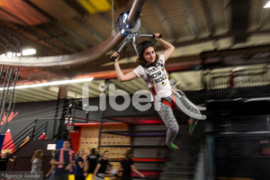 Équipement de parc d'attractions d'aventure personnalisé en intérieur, montagnes russes extrêmes, tyrolienne - Product Image 4