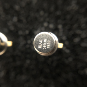 IC nouvelle et Originale Puce AD590JH - Product Image 1