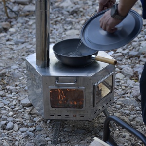 Poêle <span class=keywords><strong>à</strong></span> <span class=keywords><strong>bois</strong></span> hexagonal portable en acier inoxydable robuste avec cheminée pour tente/chalet/camping-car/survival en plein air - Product Image 1