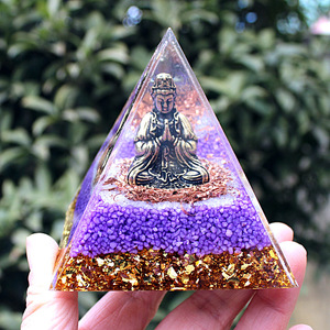 รูปปั้นพระพุทธรูปทรงพีระมิดเรซิ่นอีพ็อกซี่คริสตัล งานฝีมือประดับตกแต่งบ้าน ของสะสมแกะสลักภายในกวนอิมซีซา - Product Image 1