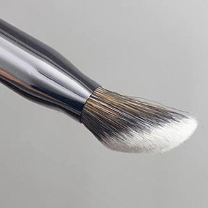 Brocha de Maquillaje Profesional de Alta Calidad con Logotipo Personalizado al por Mayor, Brocha para Base de Maquillaje Ancha, Curvada e Inclinada - Product Image 2