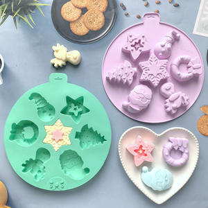 Vente chaude Moule à pâtisserie de Noël sur mesure de grande taille pour mini gâteaux avec forme d'arbre de Noël, de Père Noël et de bonhomme de neige en silicone - Product Image 3