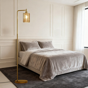 Lámpara de pie contemporánea de latón con altura ajustable, pantalla beige y fuente de luz LED para sala de estar y dormitorio - Product Image 2