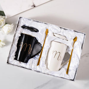 Taza de Cerámica de Doble Capa de Porcelana Blanca, Diseño de Dibujos Animados, Estilo de Caja de Regalo, Par de Tazas <span class=keywords><strong>para</strong></span> Parejas con Tapa y Cuchara, Dí<span class=keywords><strong>a</strong></span> de San Valentín - Product Image 1